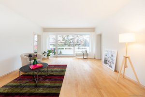 Bestlage in Obermenzing am idyllischen Nymphenburger Kanal - Familienfreundliche 5-Zimmerwohnung mit Balkon und Loggia in der renommierten Villenkolonie I
