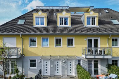Bestlage Trudering. Luxuriöse 4/5-Zi.-Whg. - große Dachterrasse & Jacuzzi (nachhaltige Wärmepumpe!)