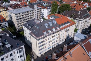 Bezugsfreie, renovierungsbedürftige 2-Zi.-Souterrain-Whg.  nahe Kaiserplatz!