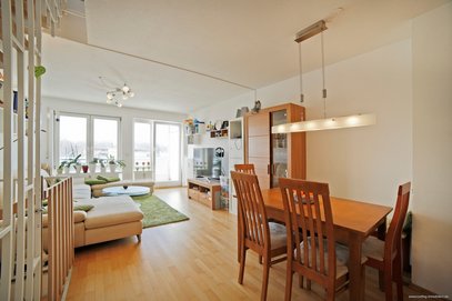Dachterrassen-Maisonette in Waldtrudering! Hell! 3 Zimmer! Ruhig am Waldrand! Super Infrastruktur!