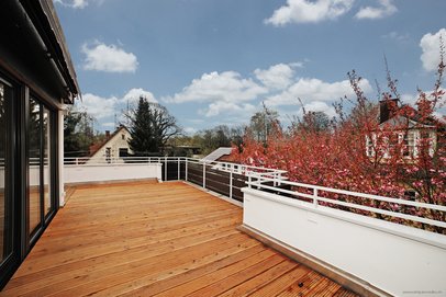 Erstbezug nach Renovierung am Englischen Garten! 4-Zi-Penthouse-Wohnung mit ca. 109 m² Dachterrasse.
