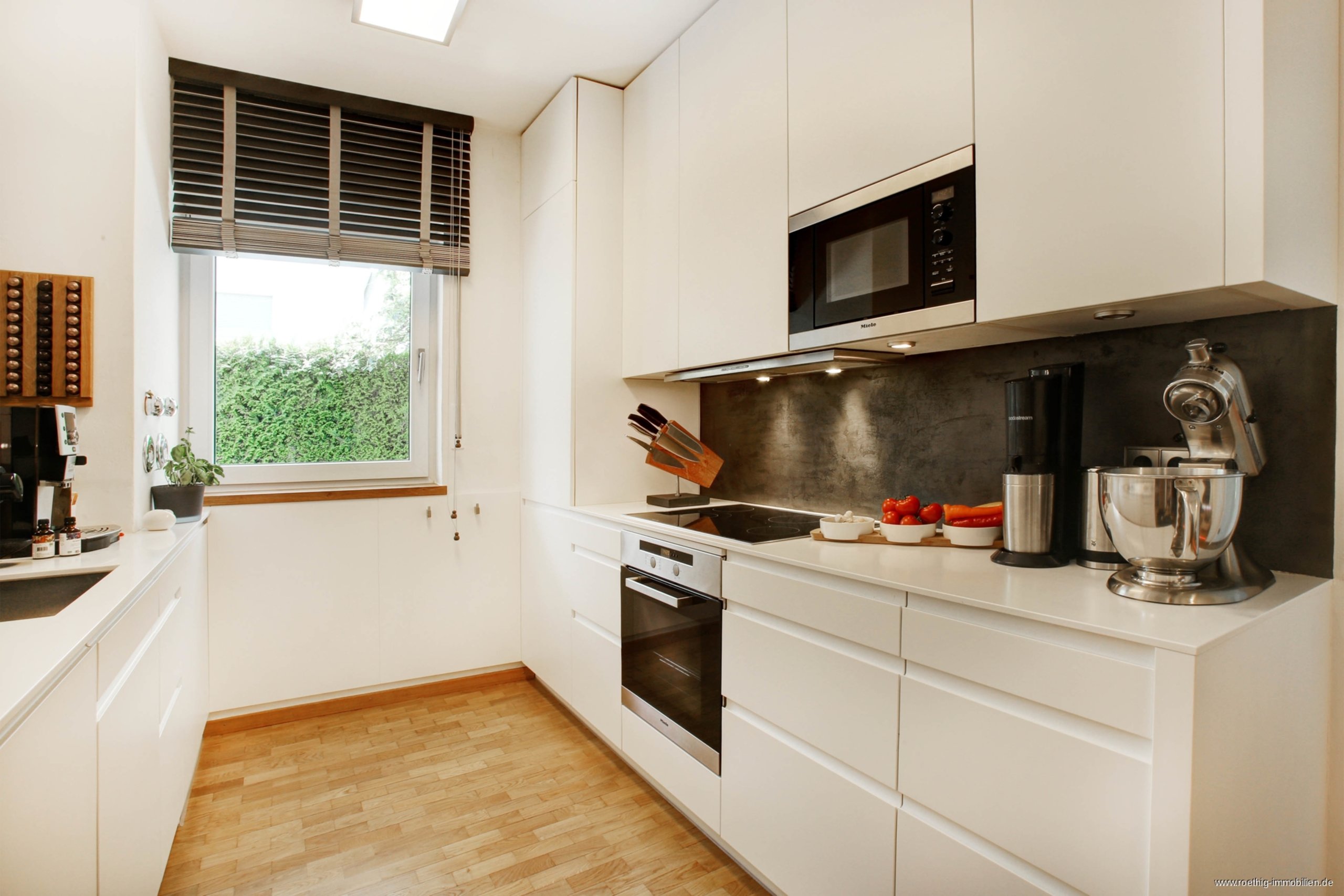 Erstklassiges Wohnambiente, 3-Zimmer-Gartenwohnung mit großem