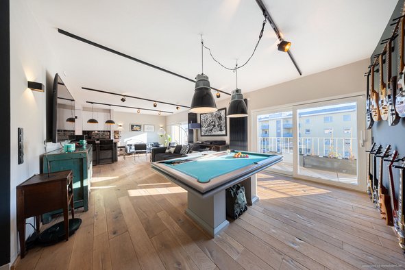 Exklusives 4,5-Zimmer-Penthouse über den Dächern Schwabings – moderne Ausstattung, zwei Einzelgaragen, drei traumhafte Dachterrassen &amp; private Sauna