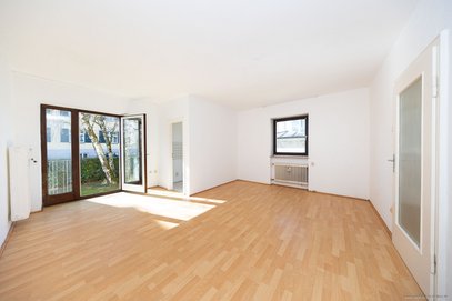 Fußläufig zum Nymphenburger Schloss: Ruhig gelegene 1-Zimmer-Erdgeschosswohnung mit viel Potenzial!