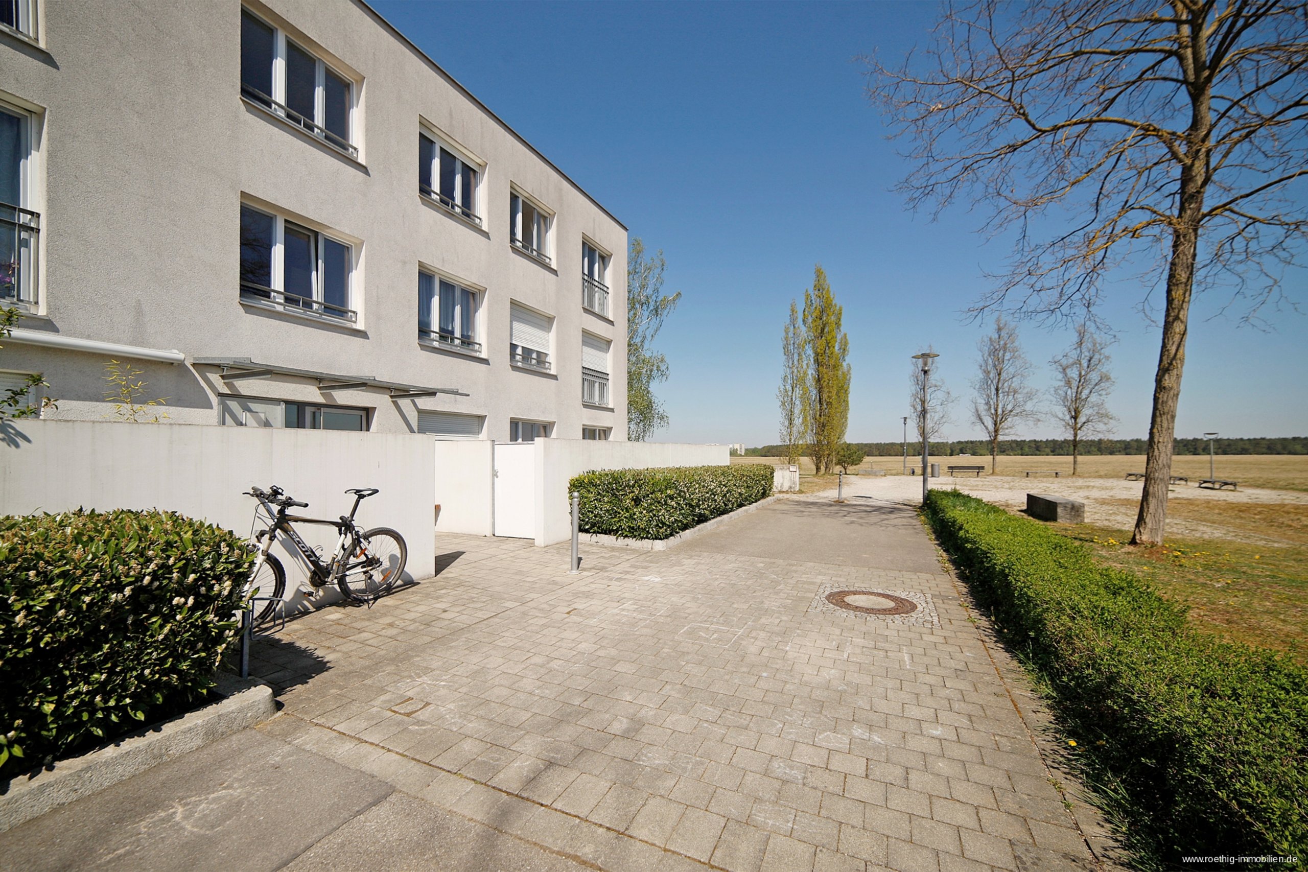 Helle 4-Zimmer-Gartenwohnung mit 2 Terrassen direkt am