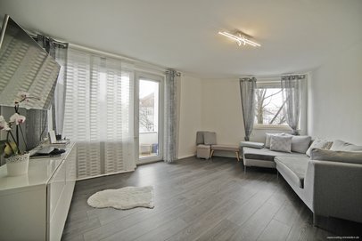 Ihre neue Wohnoase! Milbertshofen! Großzügige 2-Zimmerwohnung mit Loggia und toller Ausstattung!