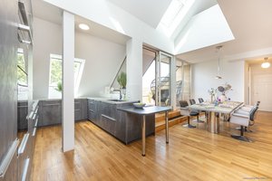Isarvorstadt: Roecklplatz. Exklusive Galeriewhg. mit Dachterrasse, Lift &amp; Blick auf die Frauenkirche