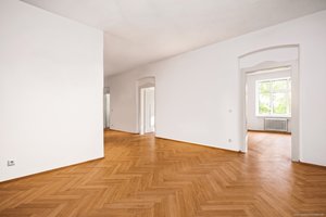 Jugendstil am Nymphenburger Schlosskanal: Traumhafte Altbauwhg.mit historischen Details (ca. 190 m²)