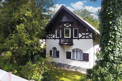 Jugenstil-Juwel! Denkmalgeschützte Villa-genehmigtes Baurecht, Bestlage in Pasinger Villenkolonie I