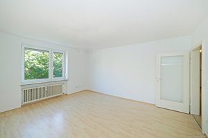 Neuhausen: Attraktive 2-Zimmer-Wohnung im 3. Obergeschoss mit Balkon!