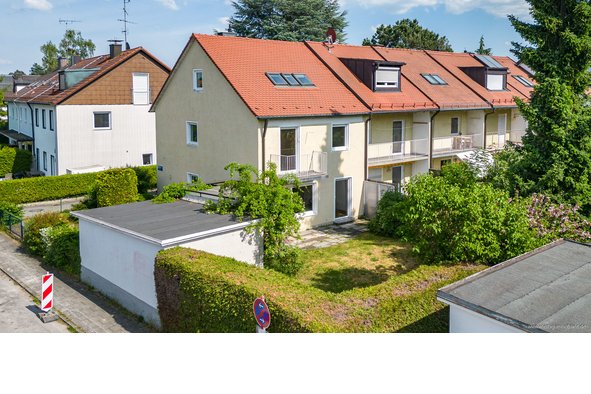 Obermenzing- schönes Reiheneckhaus mit viel Potenzial und großem Garten in ruhiger Wohnlage!