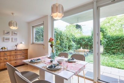 Riemer Park: Schöne 4-Zimmer-Gartenmaisonette-Wohnung mit zwei großzügigen Räumen im Untergeschoss.