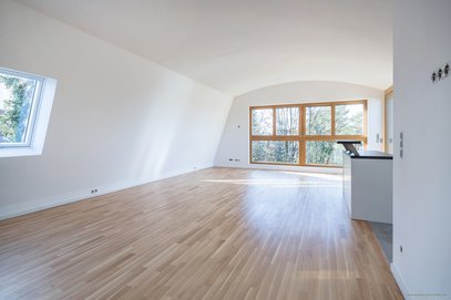 Ruhige, hochwertig ausgestattete 3-Zimmer-Wohnung nahe Westpark! Mit Nord-West-Balkon ins Grüne!