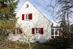 Ruhiges Familienidyll - Einfamilienhaus in familienfreundlicher Lage mit großem Garten in Oberschleißheim!