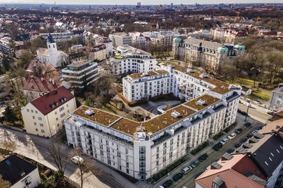 Toplage in Altbogenhausen! Moderne, sehr helle, ruhige 4-Zi-Wohnung im 3.OG mit Südloggia, Lift, TG!