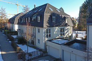 Toplage in Harlaching - exklusive 3 Zi. Wohnung  ruhig, hell, toppausgestattet, Balkon, TG, EBK !