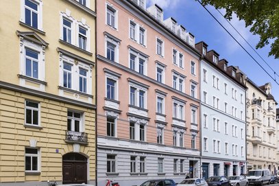 Traumhafte 3-Zimmer-Wohnung in Haidhausen mit Blick auf den Bordeauxplatz! 4. OG mit Lift!