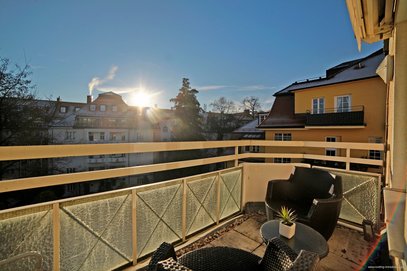Über den Dächern vom Herzogpark - helle, moderne 2-Zi-Wohnung mit großer Dachterrasse und Balkonen!