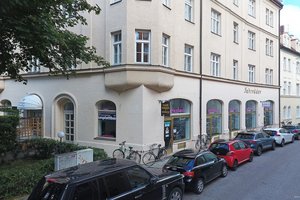 Zu Verkaufen - Großzügige Büro-/Praxisfläche in einem historischen Altbau in Top Lage im Lehel!